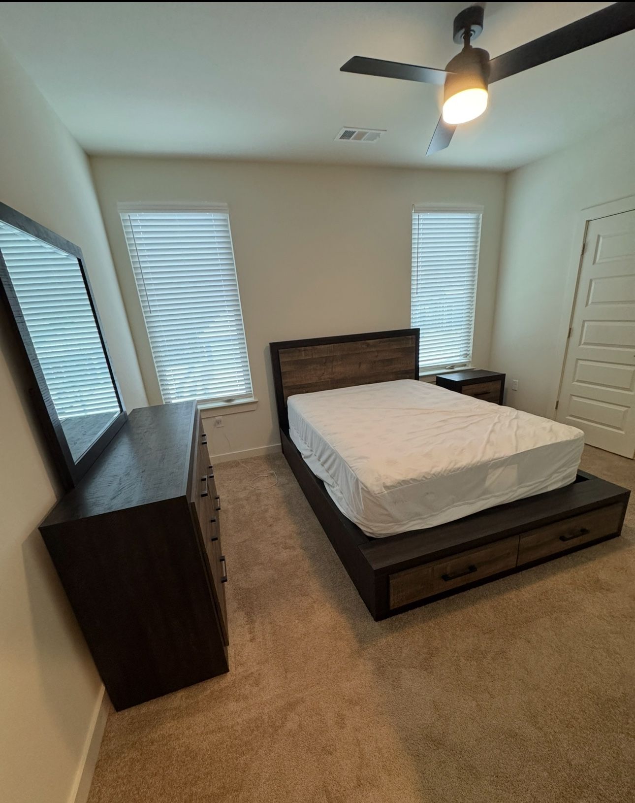 Queen Bedroom Set
