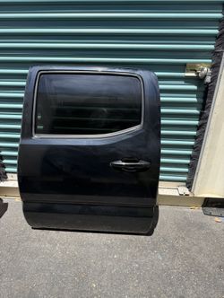 2016-2023 TOYOTA TACOMA REAR LEFT DRIVER LH SIDE DOOR OEM ASSEMBLY