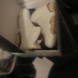 Jordan Retro 6 Maroon (2015)