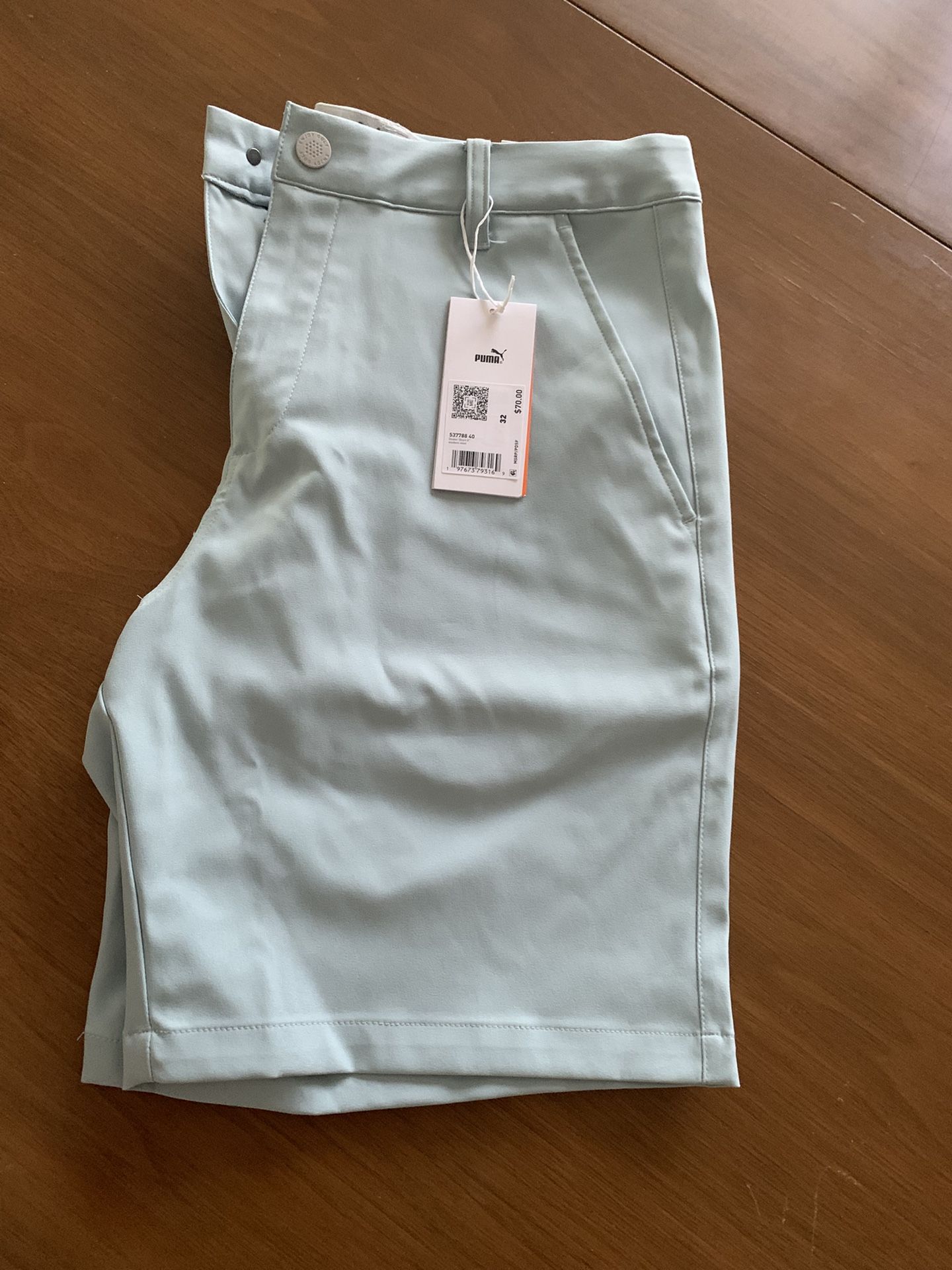 Puma Mens Golf Shorts Light Blue Brand New. Size 32.
