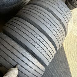 245/70/19.5 Hankook