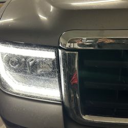 GMC Sierra Headlights 2007-2014