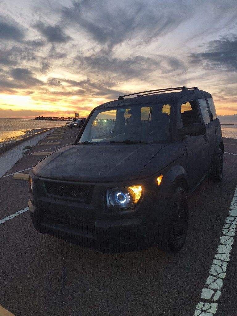 2004 Honda Element