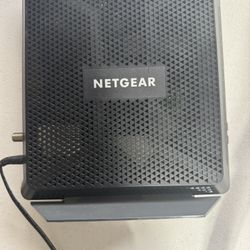 NETGEAR Nighthawk Cable Modem Router 