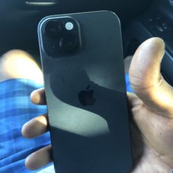 iPhone 15 T-Mobile Metro PCs Unlocked iCloud 128gb $600 Pickup Drop Off Price Negotiable Working 