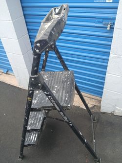 Gorilla Ladders 3-Step Folding Step Ladder