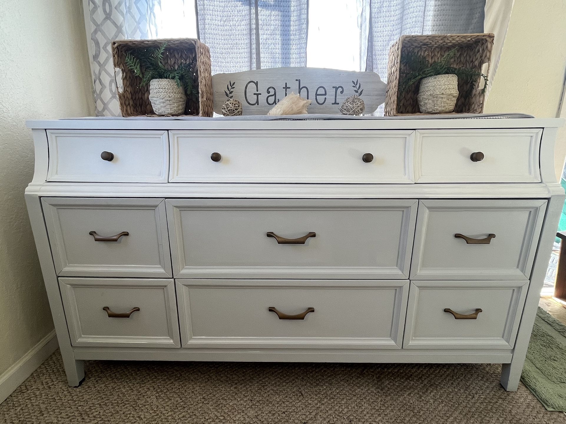 9 Drawer Mahogany Dresser