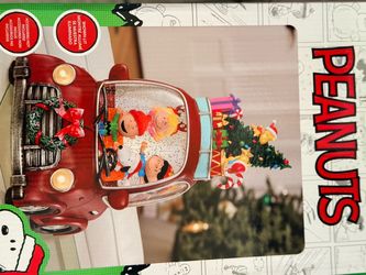 Peanuts Christmas car