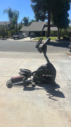 Elliptical machine