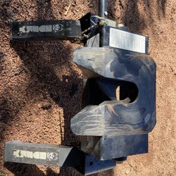 Husky 16K 5th Wheel Hitch