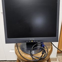 VIEWSONIC COMPUTER MONITOR MODEL VA903B 19 INCH