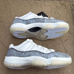 New Nike Air Jordan 11 Retro Low CNY Lunar New Year Men’s 6, Youth 6y, Women’s 7.5