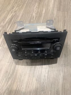 2008 Honda CR-V radio