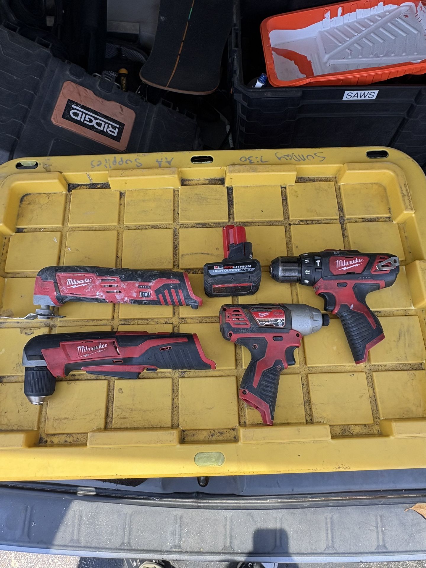 Milwaukee M12 Tool & Battery Set