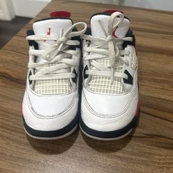 Jordan 4 Retro Fire red