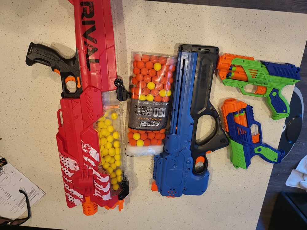 Nerf Guns 