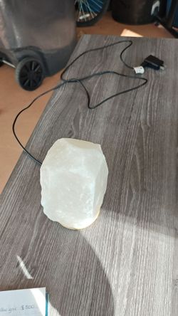 Lighted salt stone