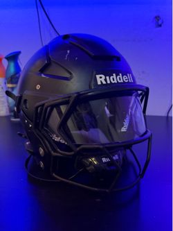 Football helmet Axiom