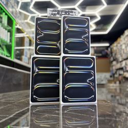 iPad Pro 11 inch & 13 inch M4 Chip Available (Latest Model) (Take It Home In Payment/ llévatelo a casa en pagos) 