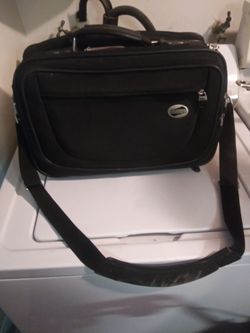 American Tourister Travel Bag/Suitcase