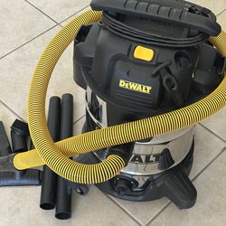 DeWALT 10 Gallon Wet Dry Shop Vac Vacuum + Accessories Corded