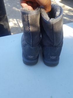UGG boots size 5