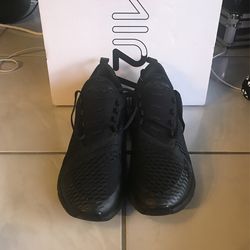Air Max 270