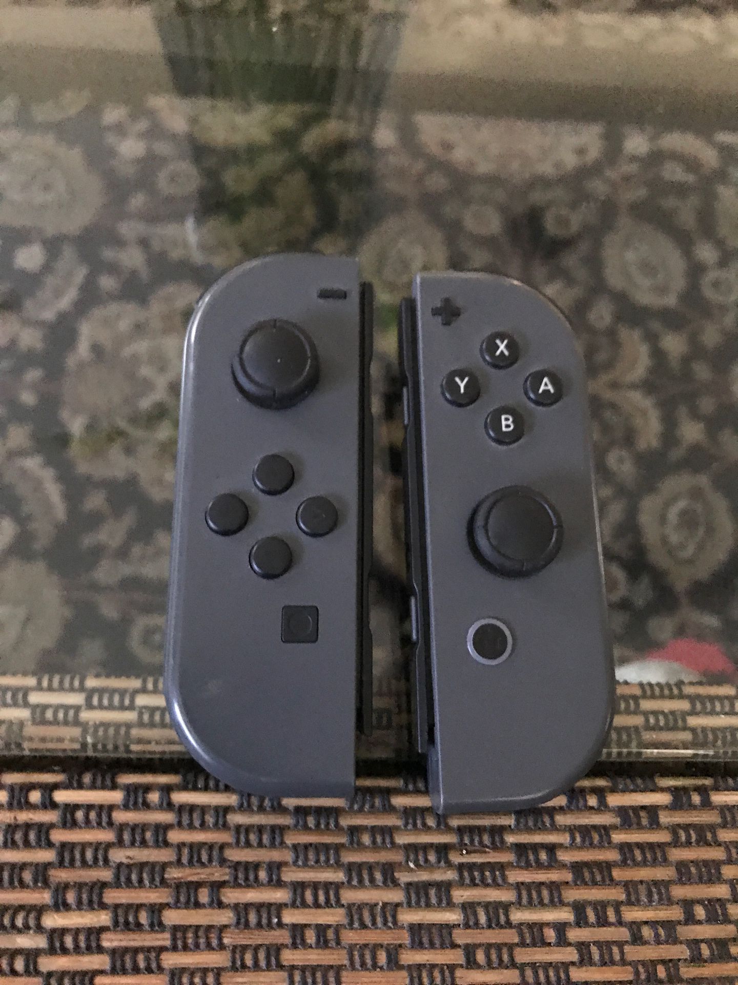 Gray joy cons Nintendo switch