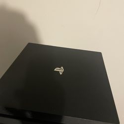 PS4 Pro 