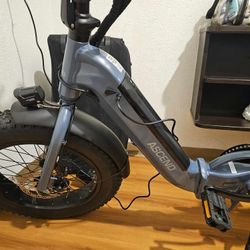 Ascend Hatteras Folding E-bike