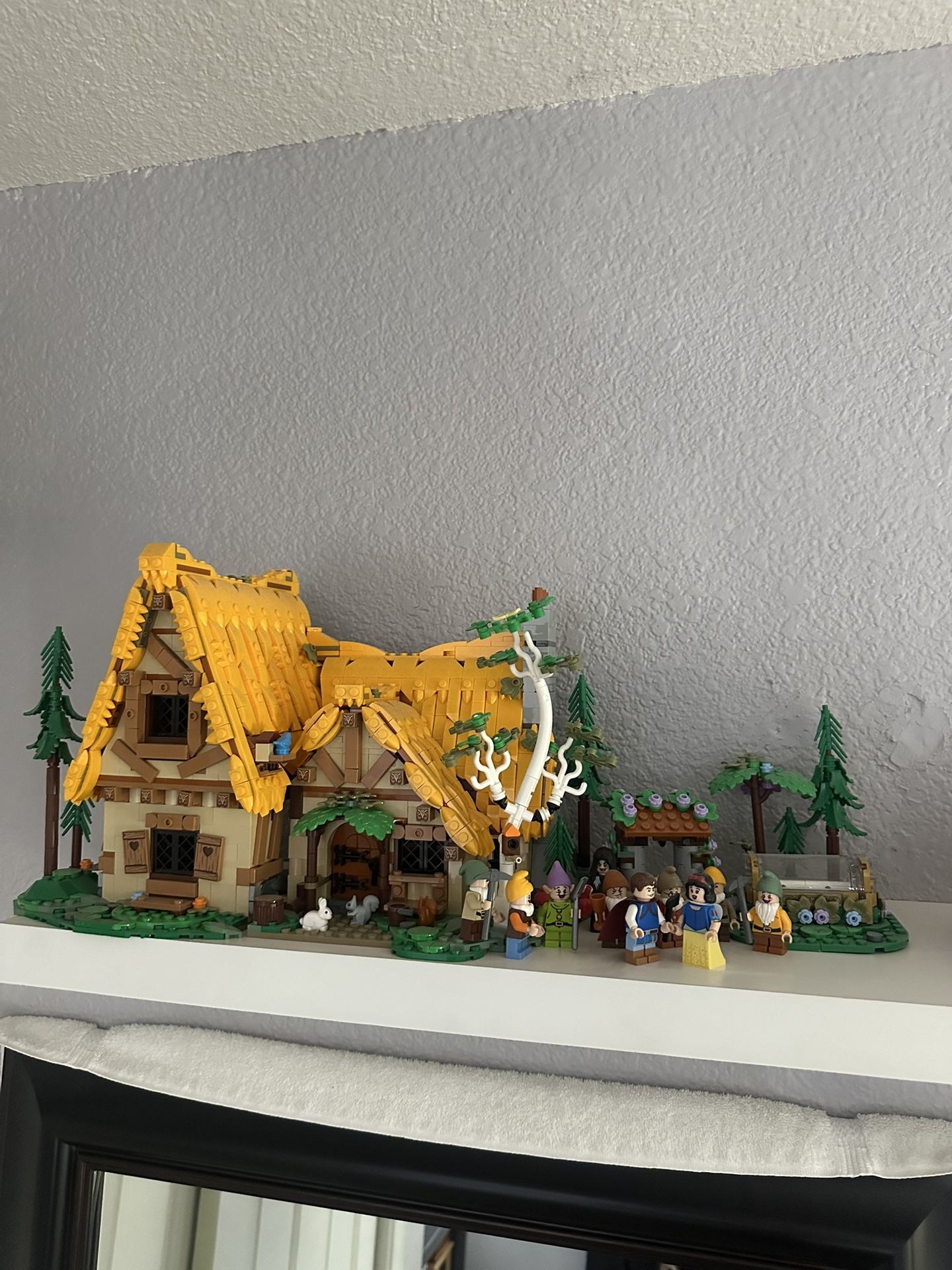 Snow White Lego Set