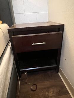 Dresser set