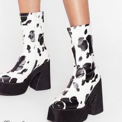 Dollskill Boots 