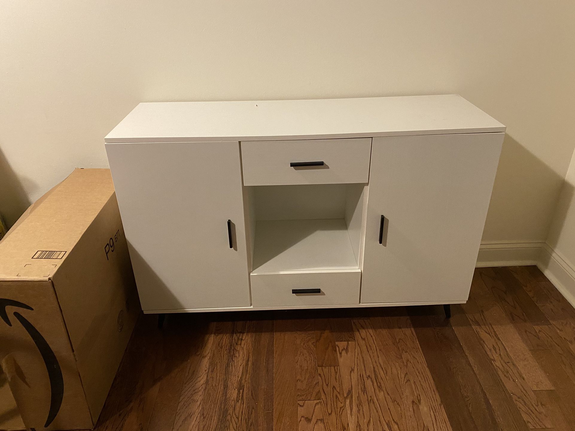 White Buffet Table/ Bar Storage/ Cabinet