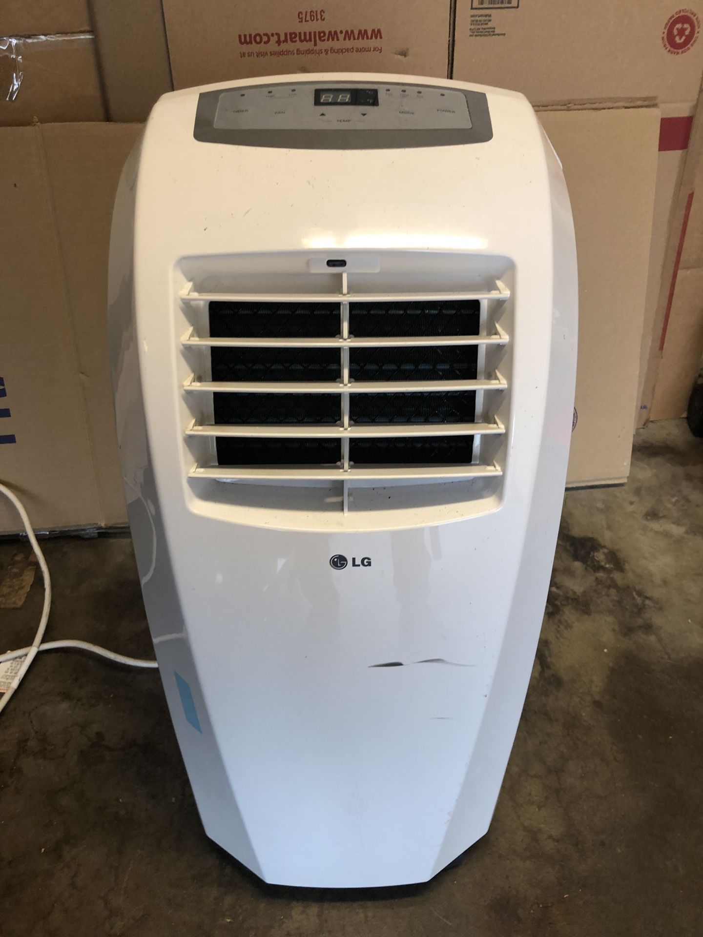 portable AC Air Conditioner Unit LG model #LP1013WNR 10,000 BTU Yes works Size: 16“ x 20“ x 31“ Retails new for $425-450 Yes works