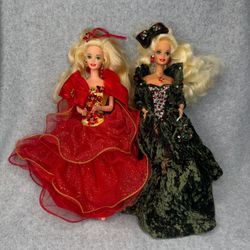 Happy Holidays Barbie Doll Vintage Pair Set of 2 Special Edition Christmas 90s