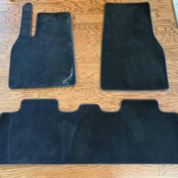 Tesla Model Y Juniper 2026 Carpet Floor Mats