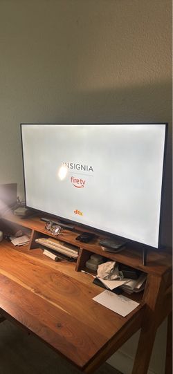 Smart fire TV 40 inch Connects to Alexa