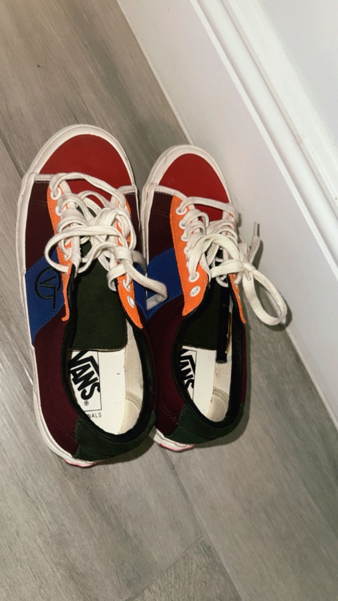 Multicolor Vans