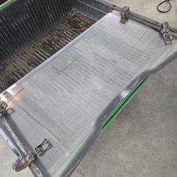 Gator 550 Windshield 
