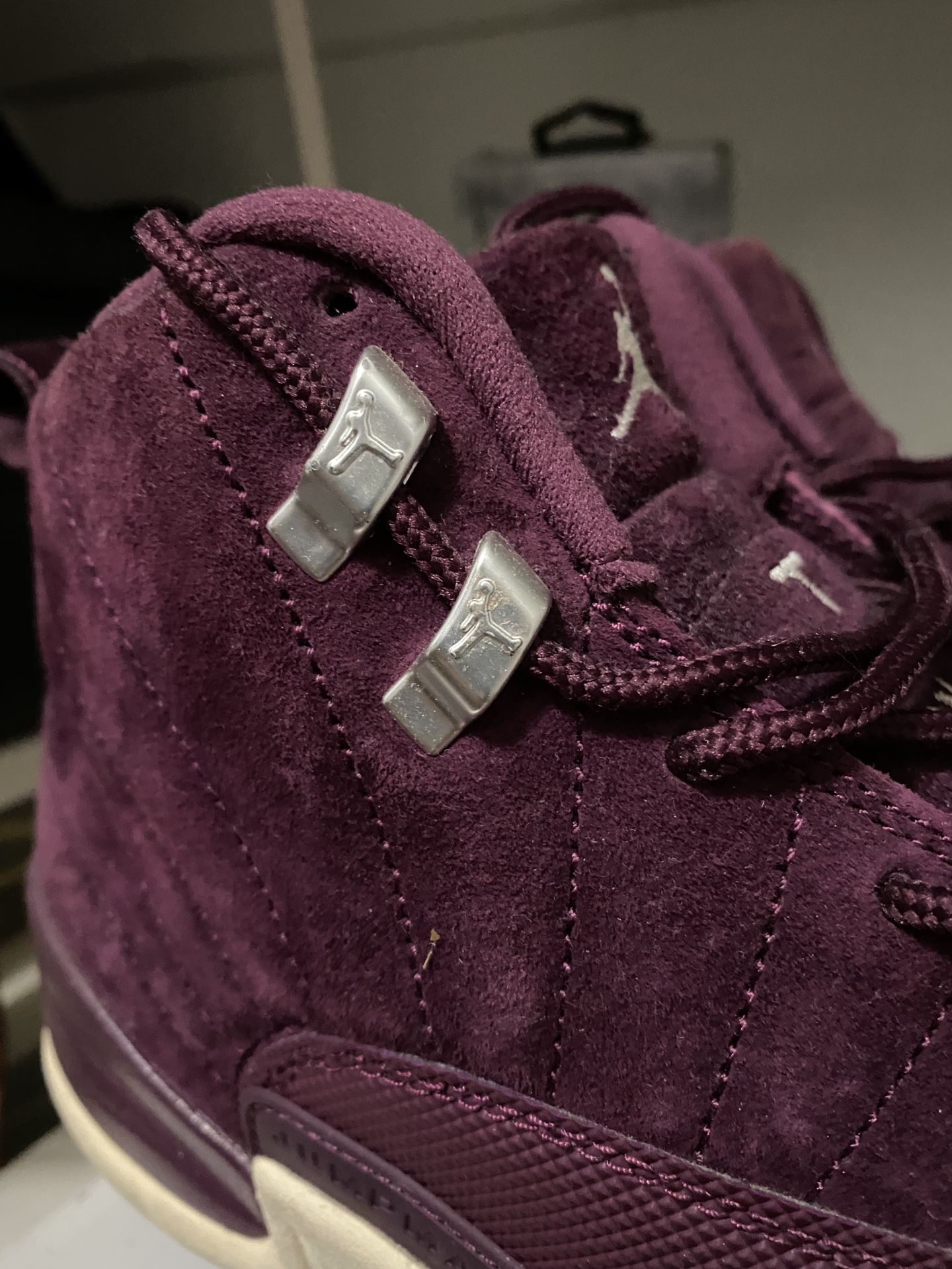 Jordan 12 Retro Bordeaux