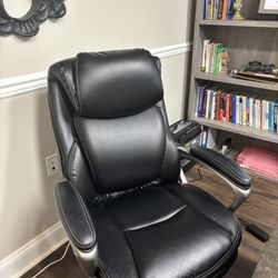 Office Chair Excellent Condition 