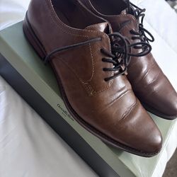Men’s dress shoes size 10 brown