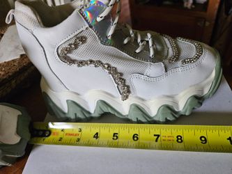 TFEIYA sneakers