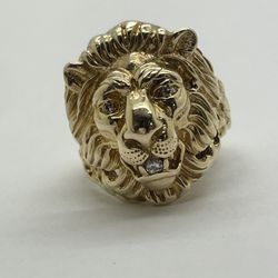 LION RING 14KT YELLOW GOLD, SIZE 8, .04ctw NATURAL DIAMOND, 15.8 GRAMS 