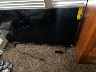 ONN Flat Screen TV with Remote
