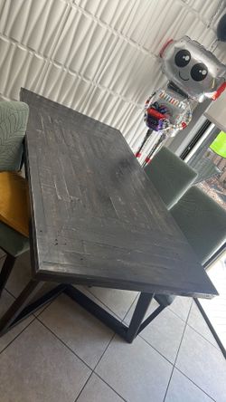Mesa y 6 sillas