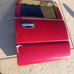 Driver Side Rear Door 06 Chevy Avalanche 