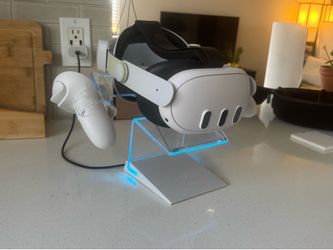 Meta Quest 3 VR Headset with Charging Dock and Accessories