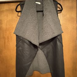 Leather Fleece Vest Sz Med